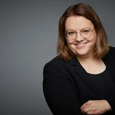 Dr. Kristina Schick Dr. Kristina Schick